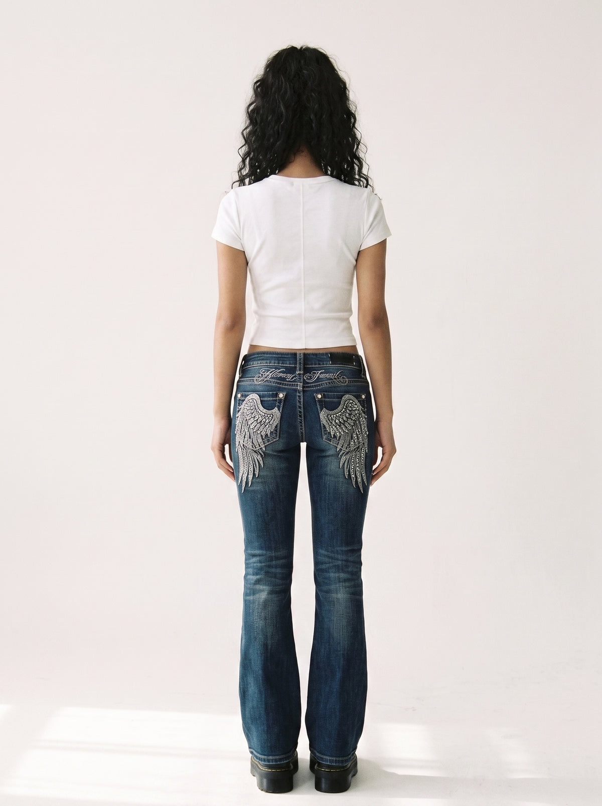 American design sense personalized wing embroidered jeans for women 2026 summer y2k millennial hot girl micro flared trousers