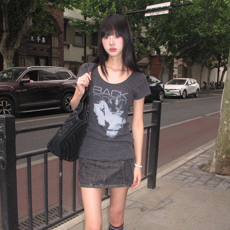 Y2K old-fashioned large neckline T-shirt women's summer new slim fit short shoulder short sleeve millennial hot girl light Asian top